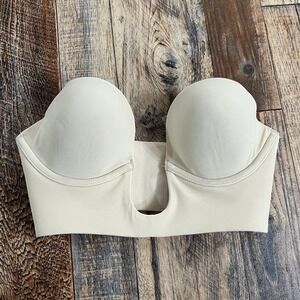 Skims Womens Bra Deep Plunge Shapewear Beige Clay Clear Straps Size XXS